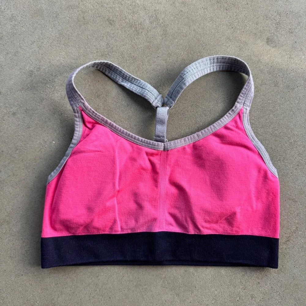 Athleta Sports Bra Womens XS Pink Y‎ Strap Seamless Pullover Athletic Workout